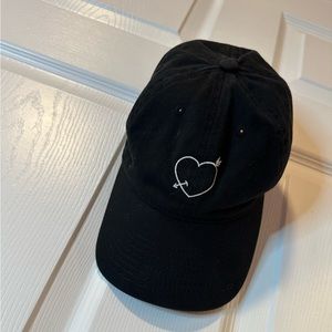 PACSUN LA Hearts Dad Hat - Embroidered Heart & Arrow